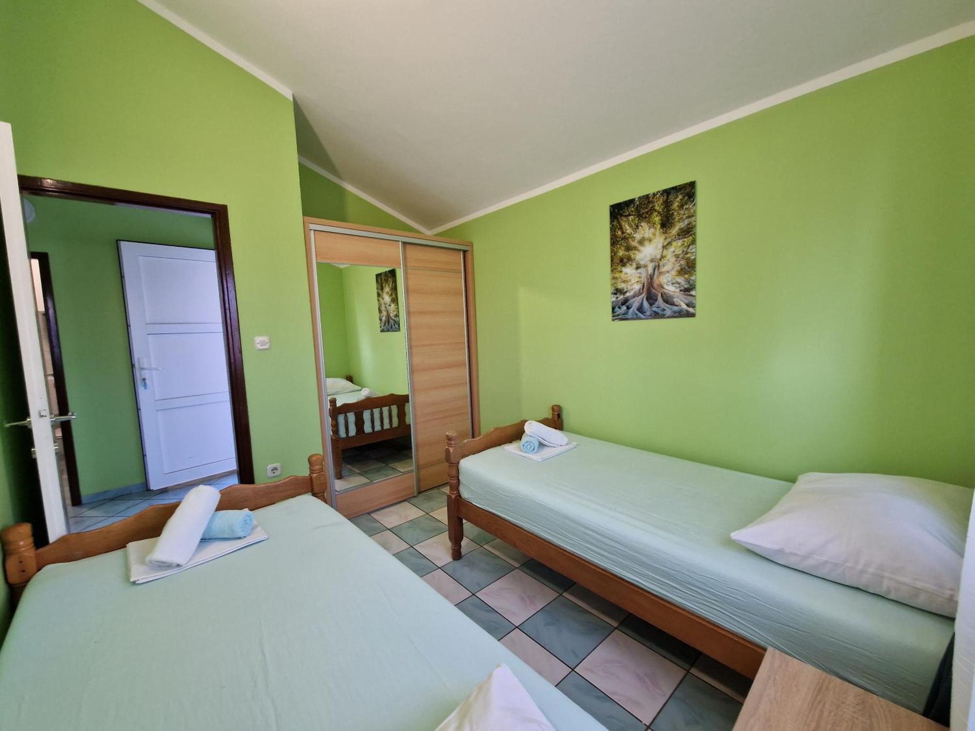Pool Apartments Knezevic Novaglia Esterno foto